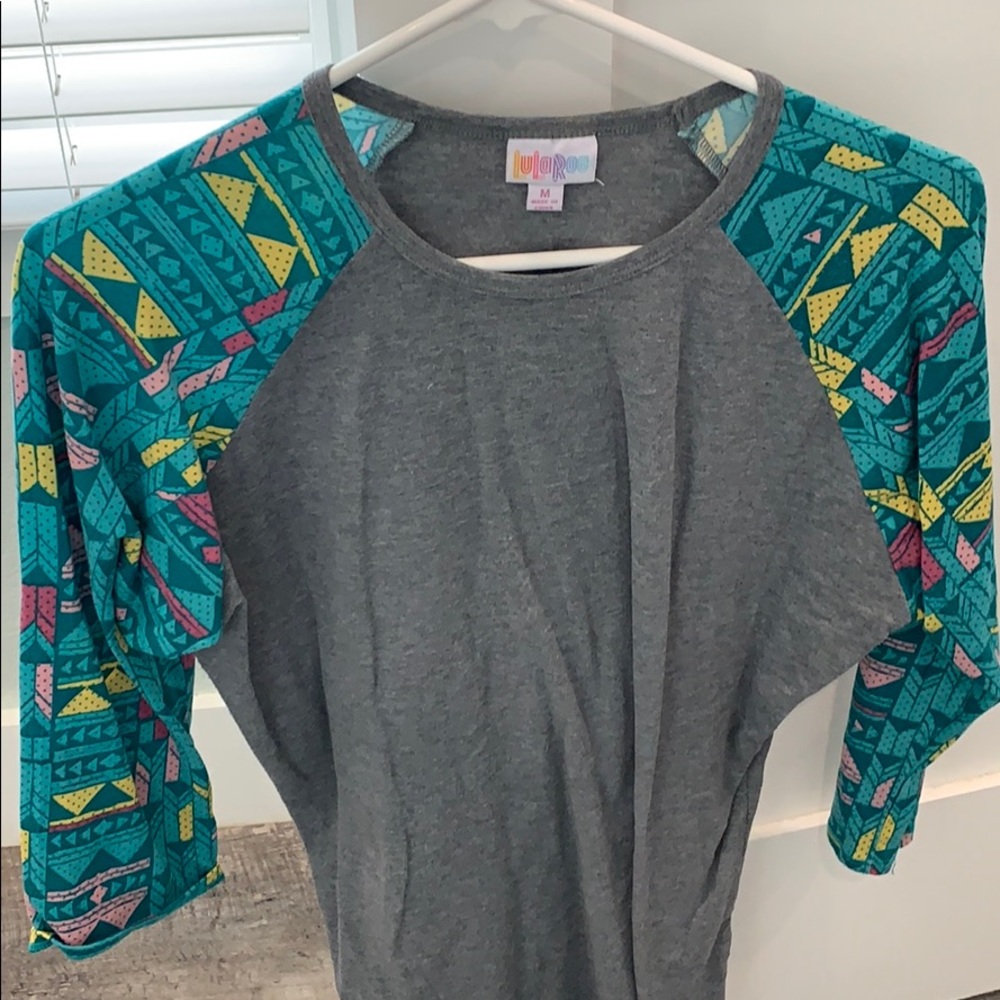 LuLaRoe top